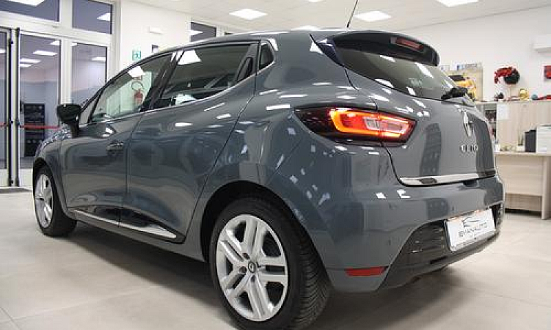 Renault Clio 1.5 Dci...