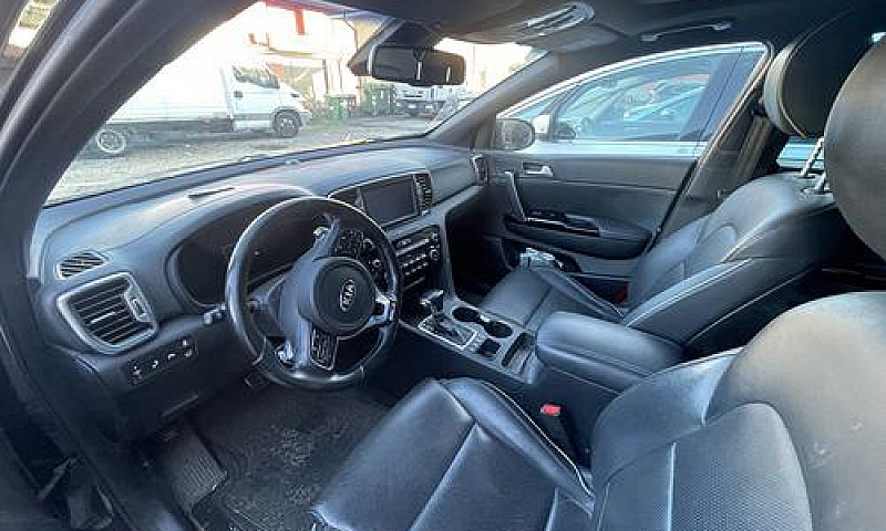 Kia Sportage...