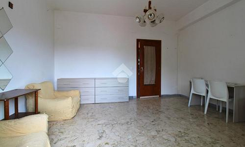4 Locali A Teramo...