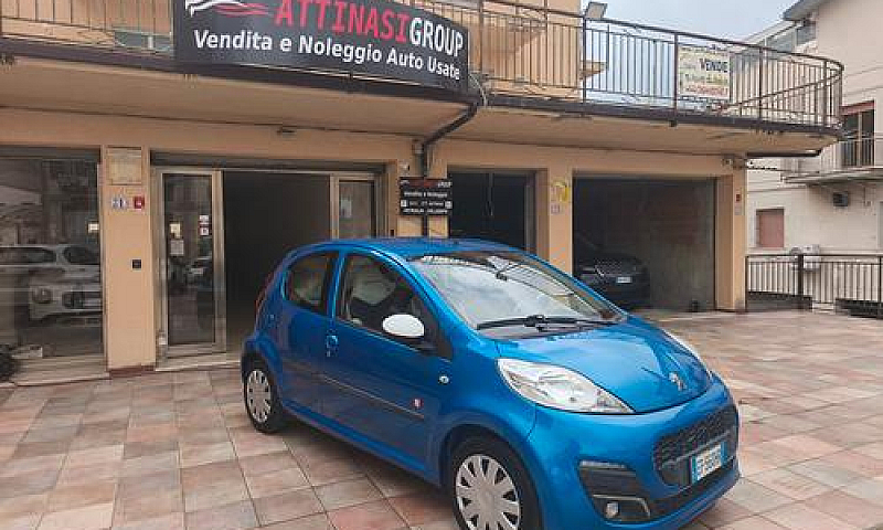 Peugeot 107 1.0 Benz...