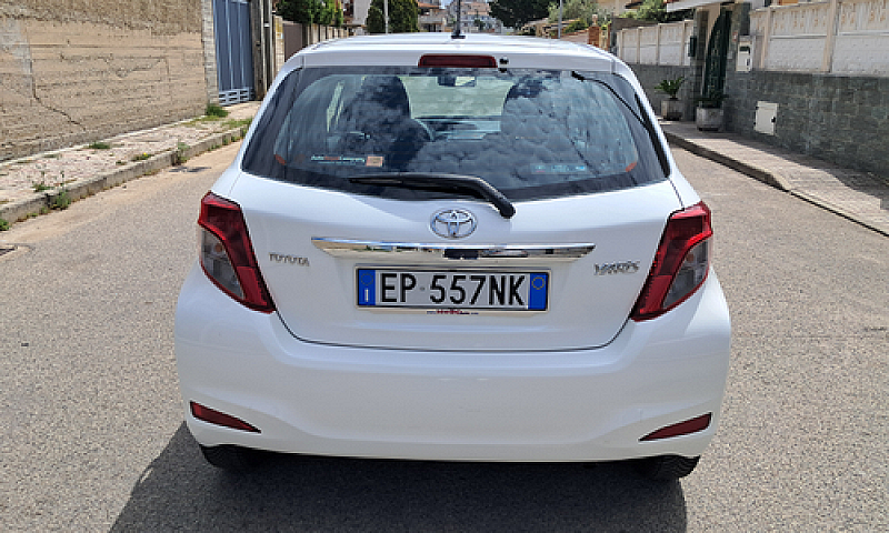 Toyota Yaris 1.4Hdi...