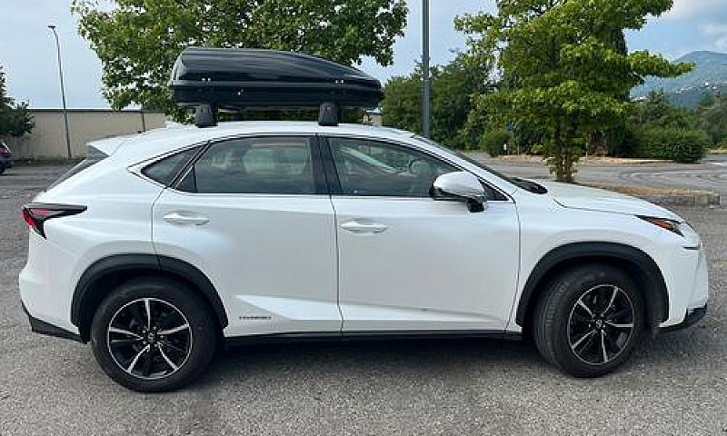 Lexus Nx300 Ibrida...