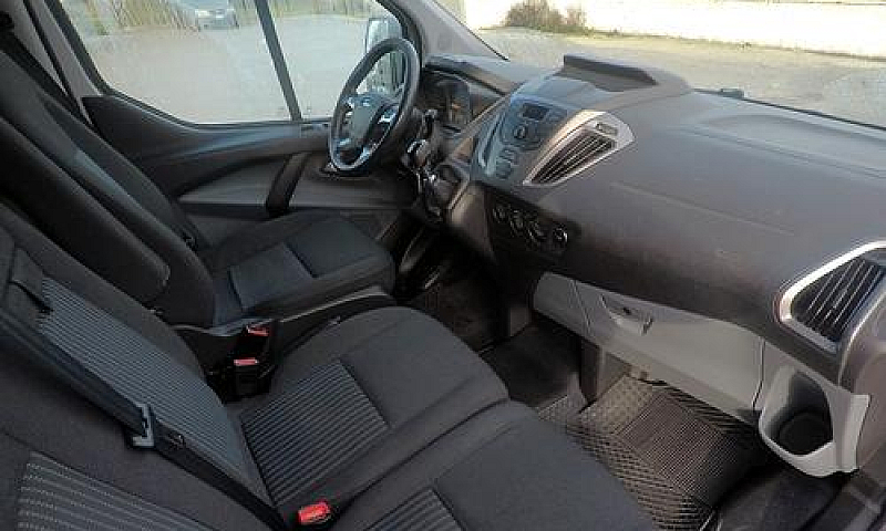 Ford Tourneo Custom ...