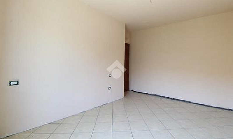 3 Locali A Monsumman...