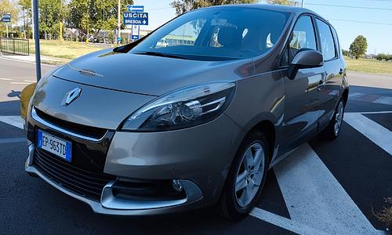 Renault Scenic 1.5 D...