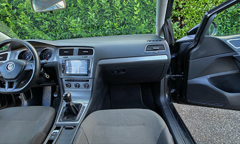 Volkswagen Golf 7 1....