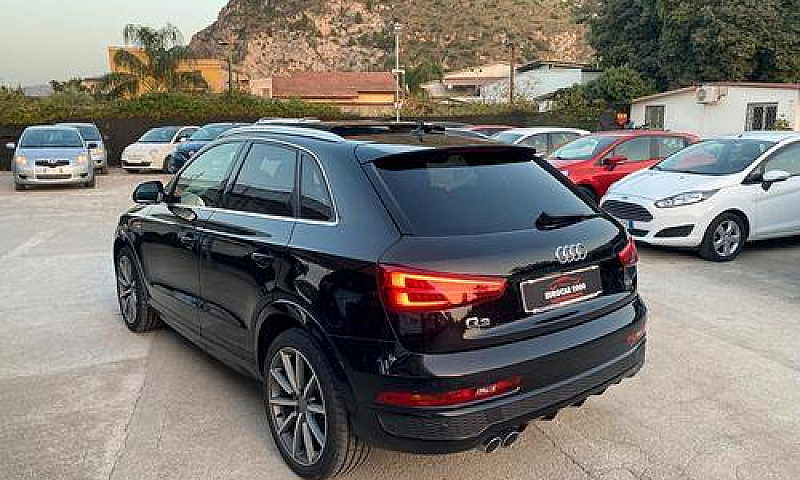 Audi Q3 3Xs-Line Com...