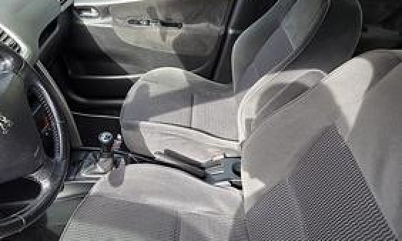 Peugeot 207...