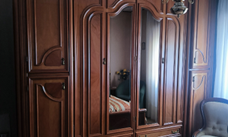 Privato Vende...