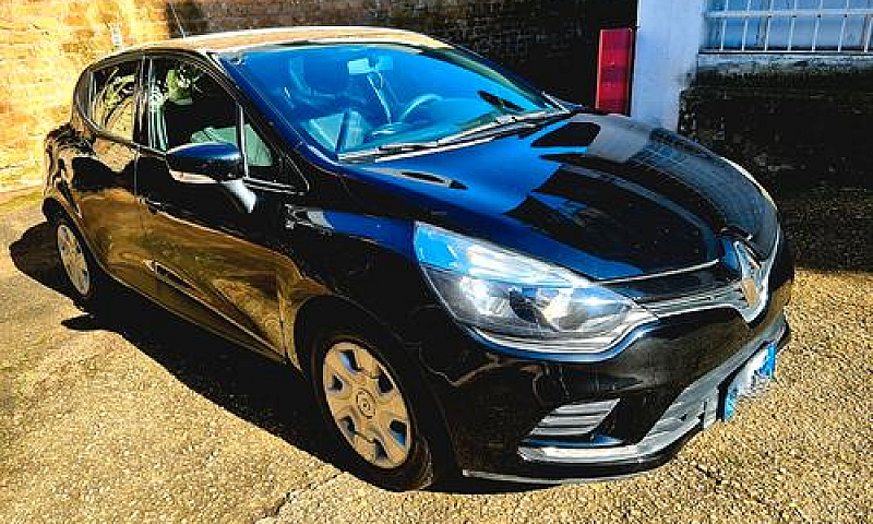 Renault Clio 1.2 75C...