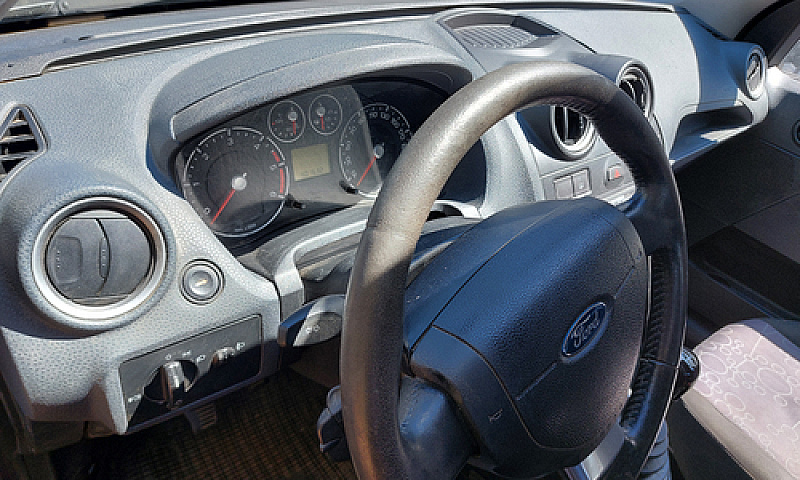 Ford Fiesta 2007...