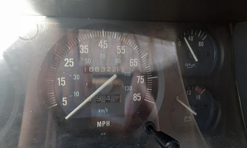 Jeep Cherokee Xj 2.5...