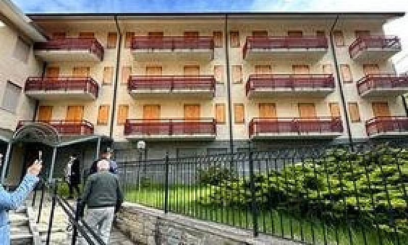 Palazzo / Stabile Di...