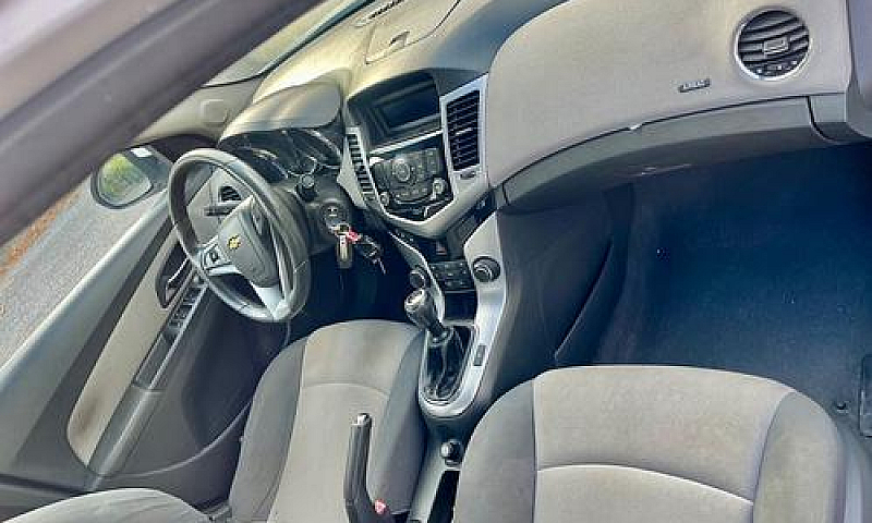 Chevrolet Cruze 2.0 ...