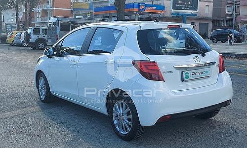 Toyota Yaris 1.4 D-4...