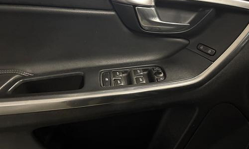 Volvo Xc 60 D3 Geart...