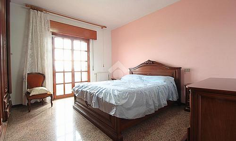 4 Locali A Termoli...