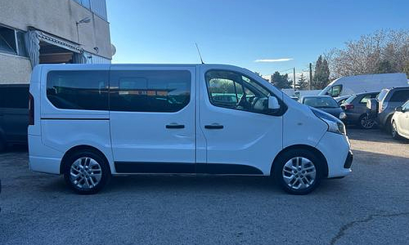 Renault Trafic T27 1...