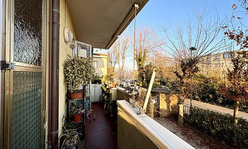4 Locali A Rimini...