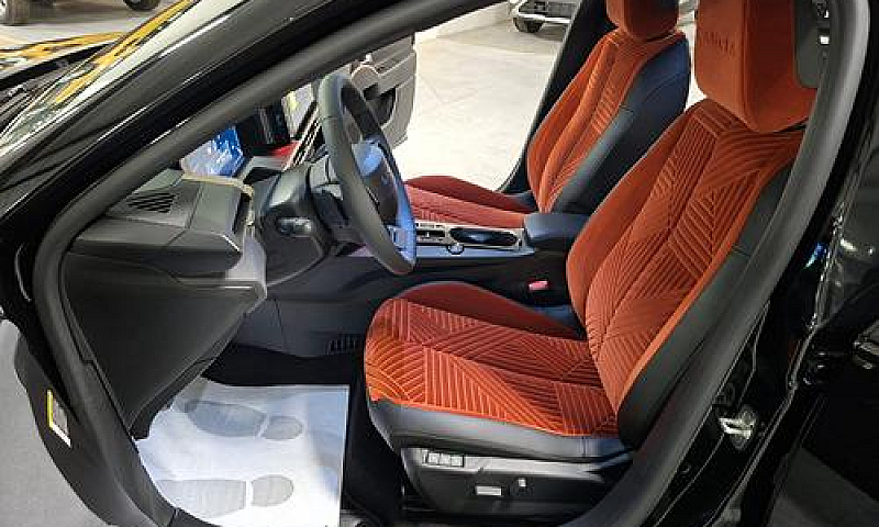 Lancia Ypsilon 1.2 T...