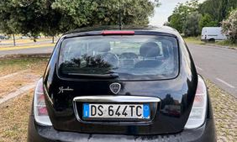Lancia Ypsilon - 200...
