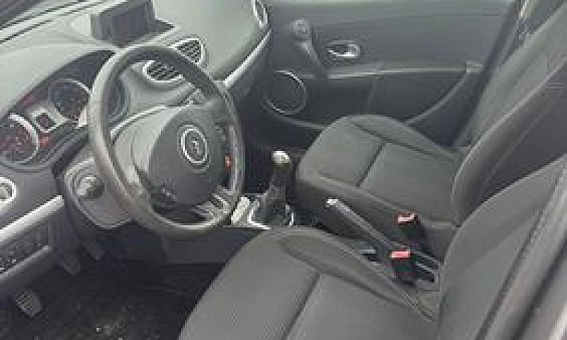 Renault Clio 1.2 16V...