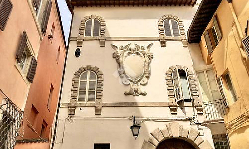 2 Locali A Spoleto...