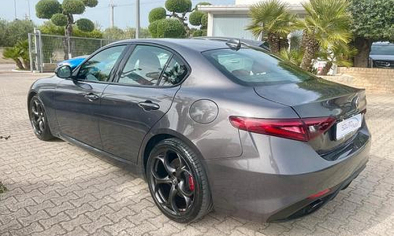 Giulia 2.2 Td 190 Cv...
