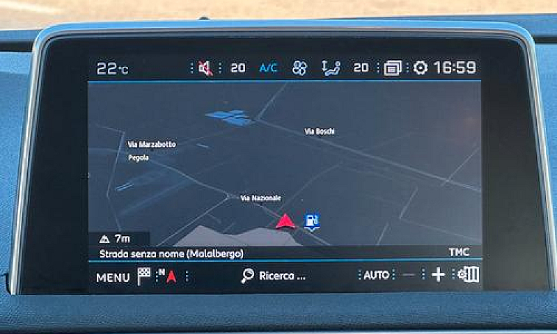 Peugeot 3008 Bluehdi...