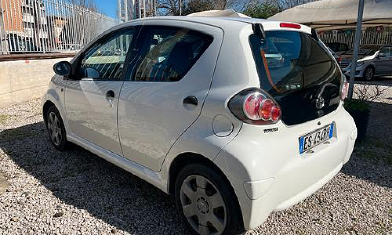 Toyota Aygo 1.0 Benz...