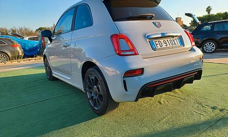 Abarth 595 1.4 Turbo...