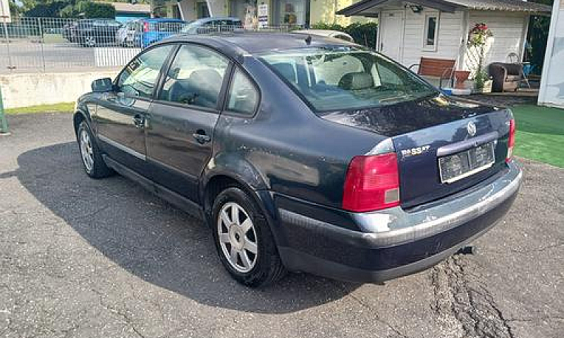 Volkswagen Passat 1....