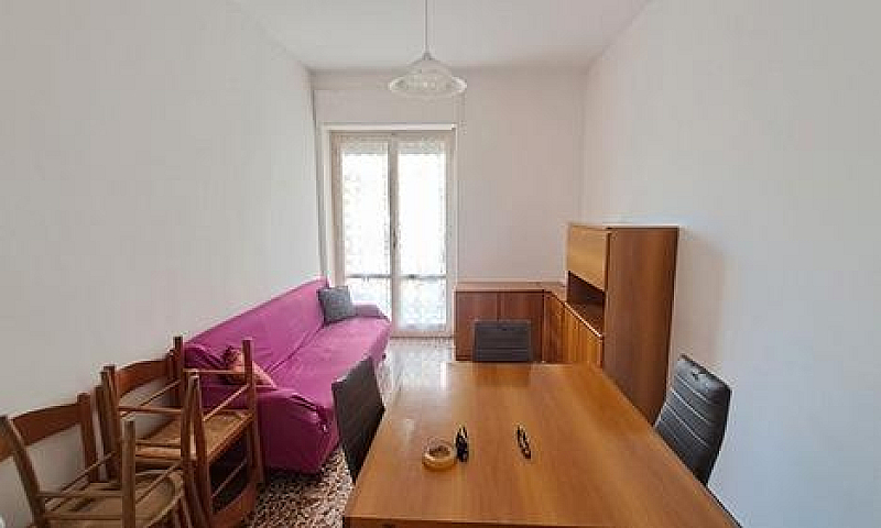 Viale Italia-Ampio E...