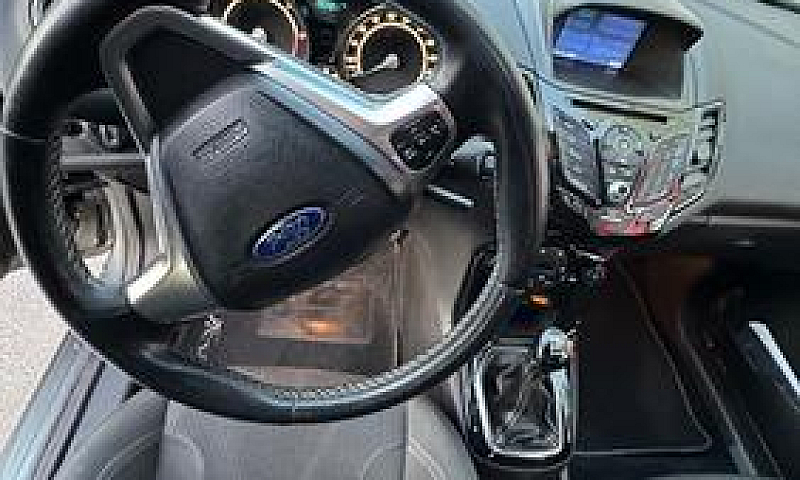 Ford Fiesta Mk7B Tit...