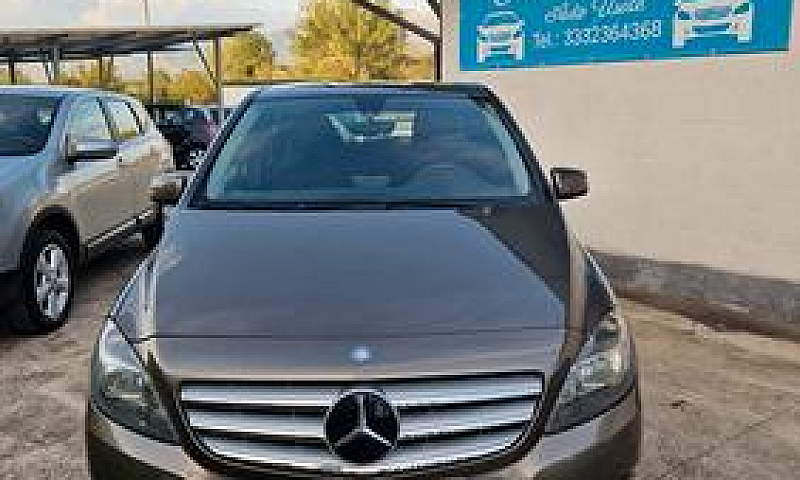 Mercedes-Benz B 180 ...