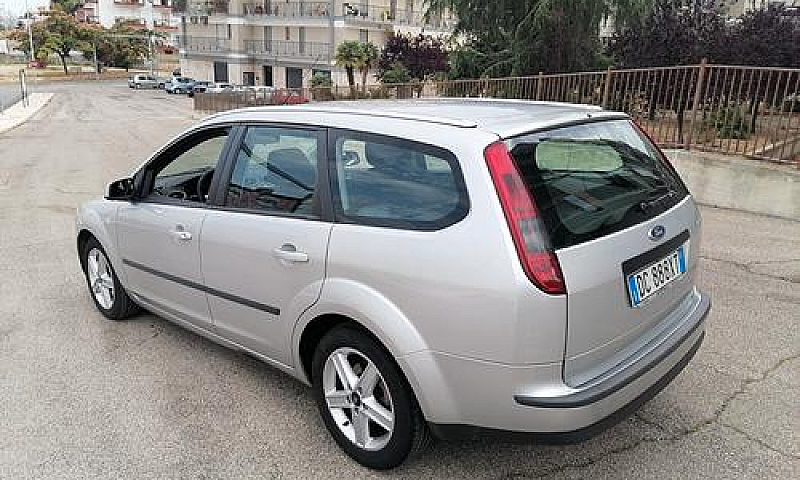 Ford Focus 1.6 Tdci ...