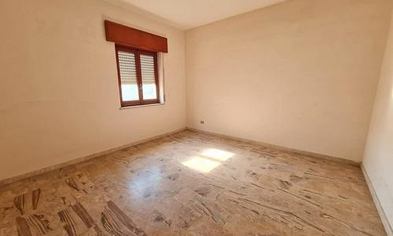 Ampio Appartamento V...