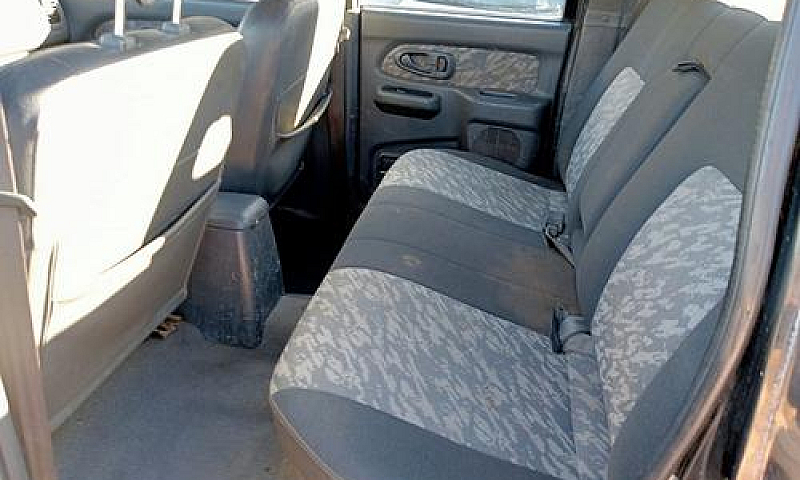 Mitsubishi L200 2.5 ...