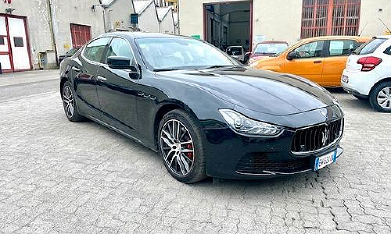 Maserati Ghibli V6 D...