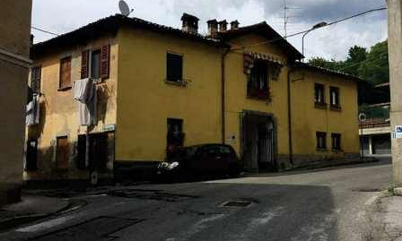Appartamento A Erba ...
