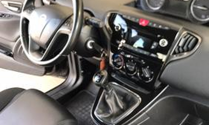 Lancia Ypslon 1.3 Mu...