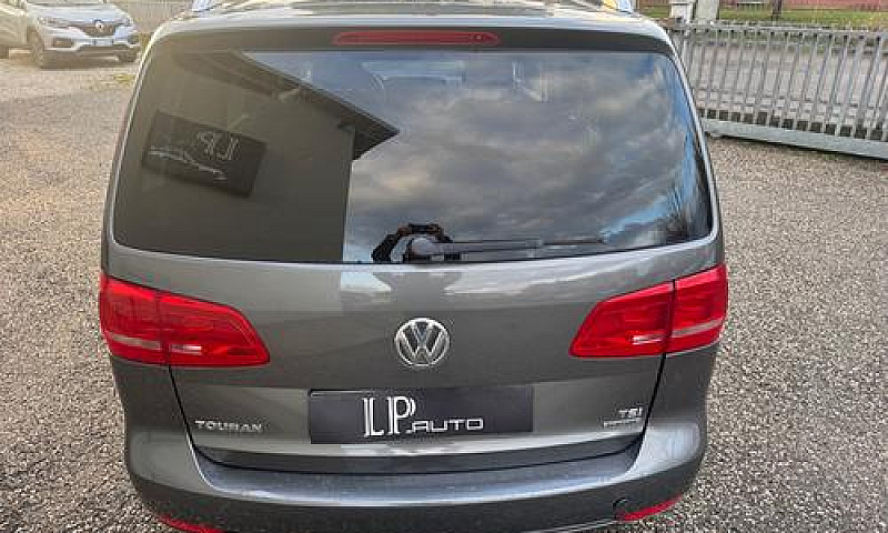 Volkswagen Touran 1....
