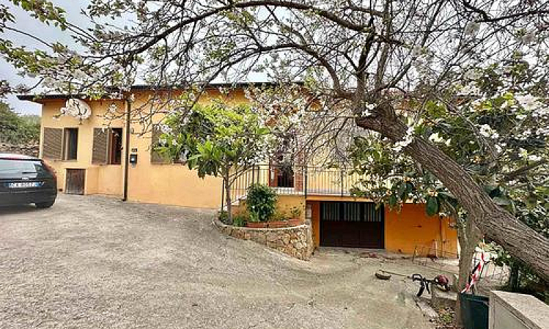 Villa Singola Con Am...