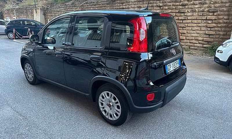 Fiat Panda 1.0 Hybri...