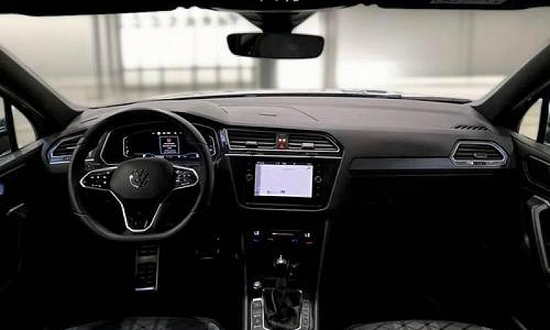 Volkswagen Tiguan Al...