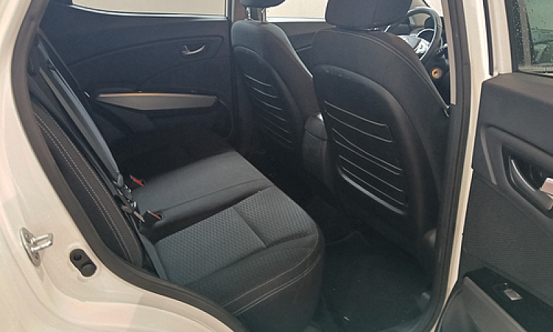 Ssangyong Tivoli 1.6...