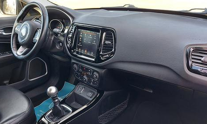 Jeep Compass 2021 1....