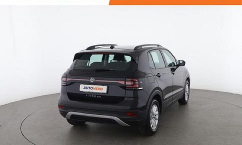 Volkswagen T-Cross U...