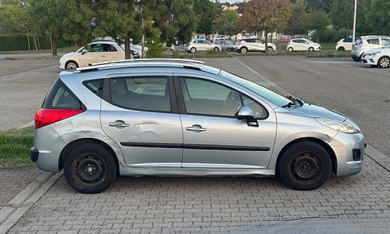 Peugeot 207 1.4 Vti ...