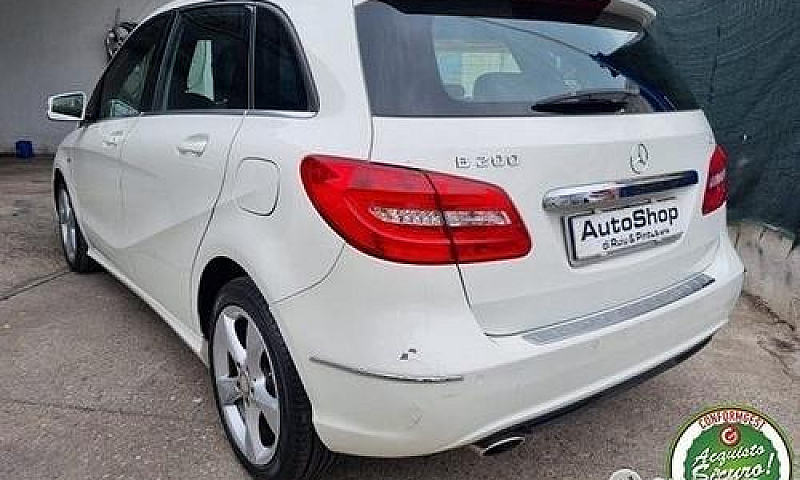 Mercedes-Benz B 200 ...